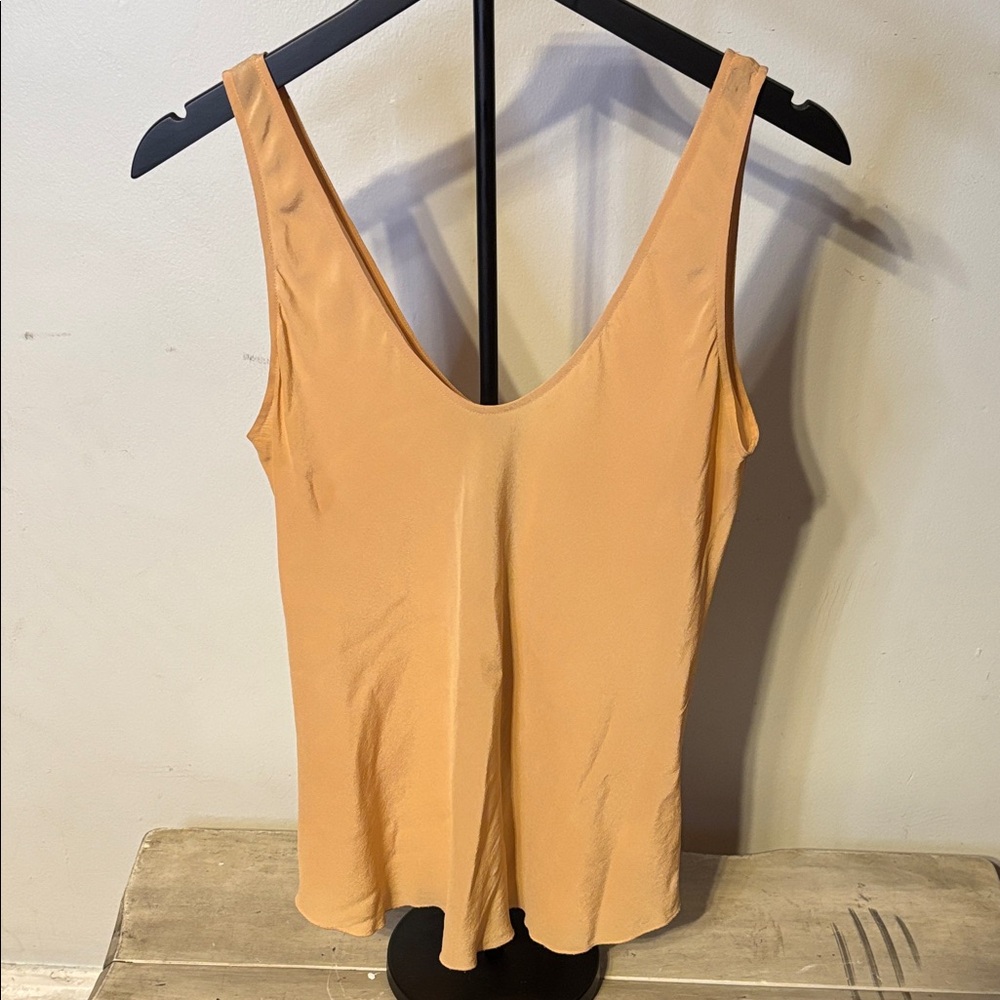 Babaton Peach 100% silk Tank Top